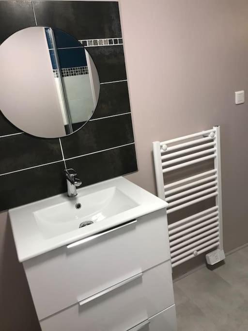Maison Chaleureuse Au Centre Ville Nerac Ngoại thất bức ảnh